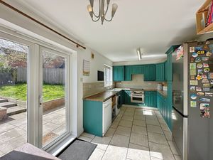 Photo 14- click for photo gallery